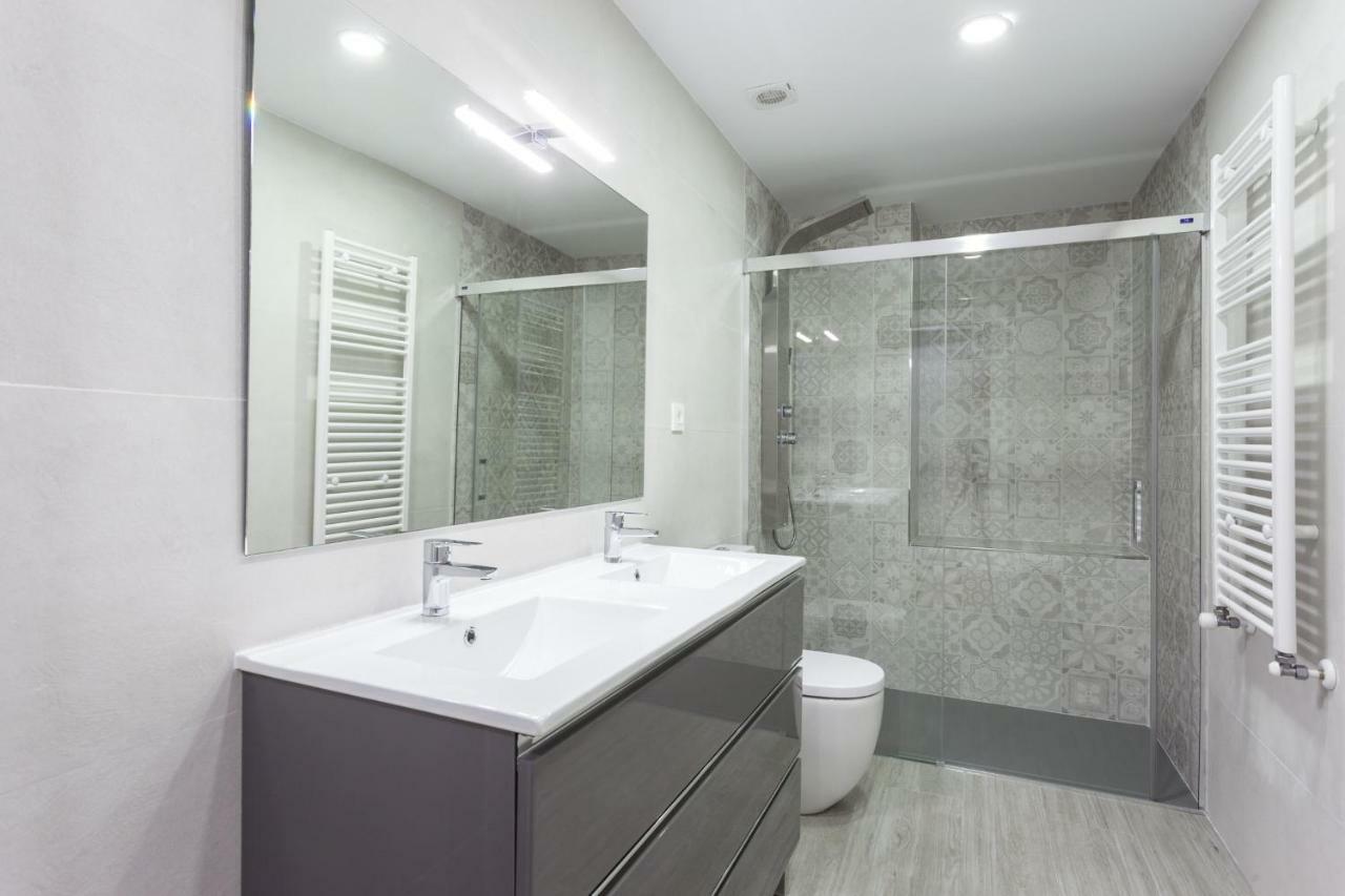 Apartamentos Reina Isabel Granada Exteriér fotografie