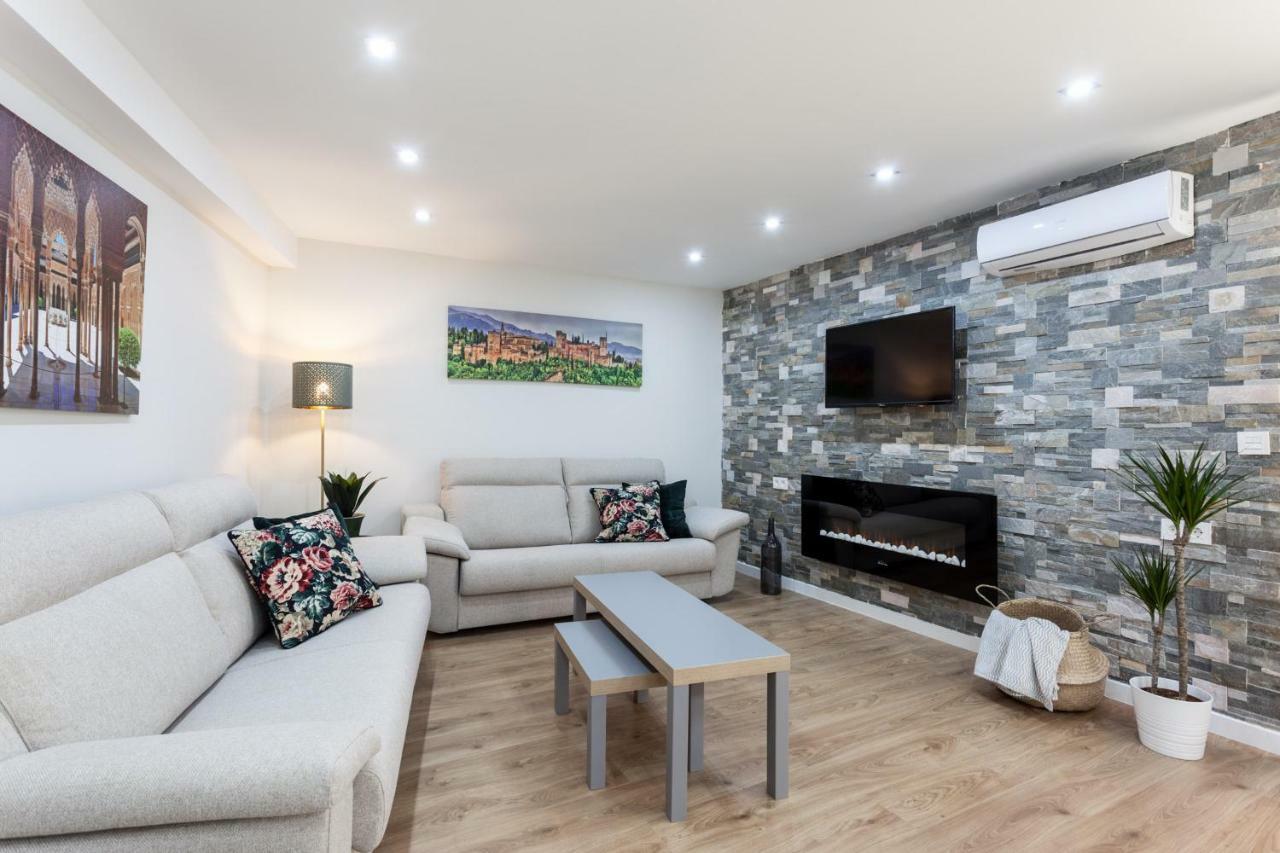 Apartamentos Reina Isabel Granada Exteriér fotografie